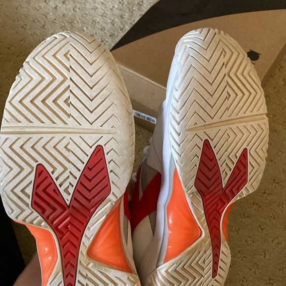 Diadora tennis court shoes - Picture 7 of 8